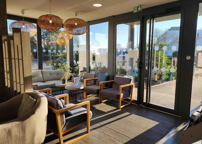 Contact Le Provencal Lac